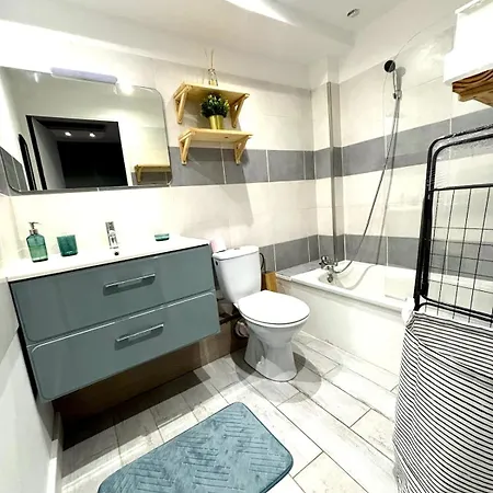 Joli Pres De La * Toulon